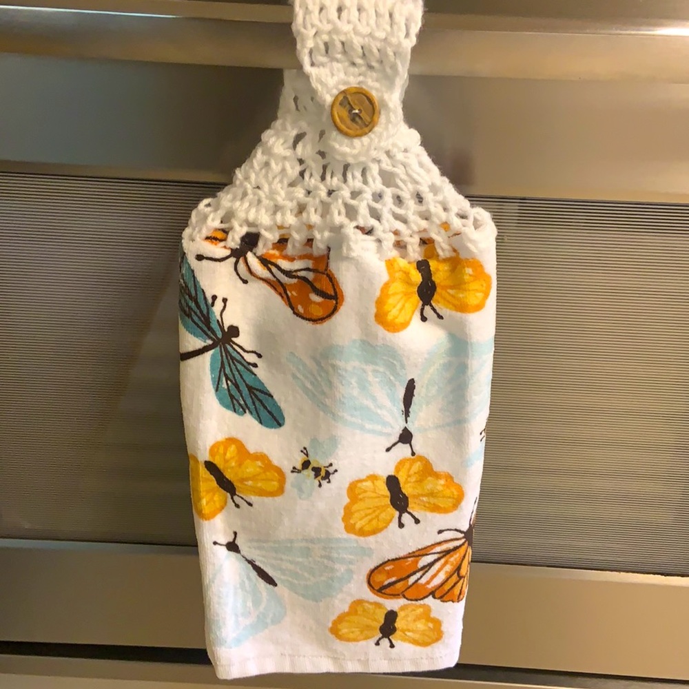 Hand Crafted Crocheted Top Butterflies Hanging Kitchen or Bathroom Hand Towels - Picture 5 of 7